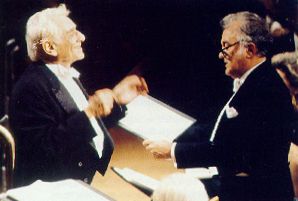 Gedda mit Bernstein bei der Aufnahme von Candide